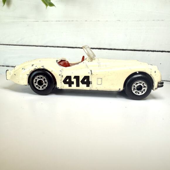 Vintage Lesney Matchbox Lot of 3 Classic Sedans - 1970/80s Cream Die Cast Cars - Picture 3 of 5